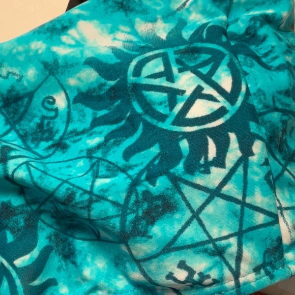 B6 Hot Topic Supernatural Bikini Top XS and S with Adjustable Tie Back Straps - Picture 2 of 6